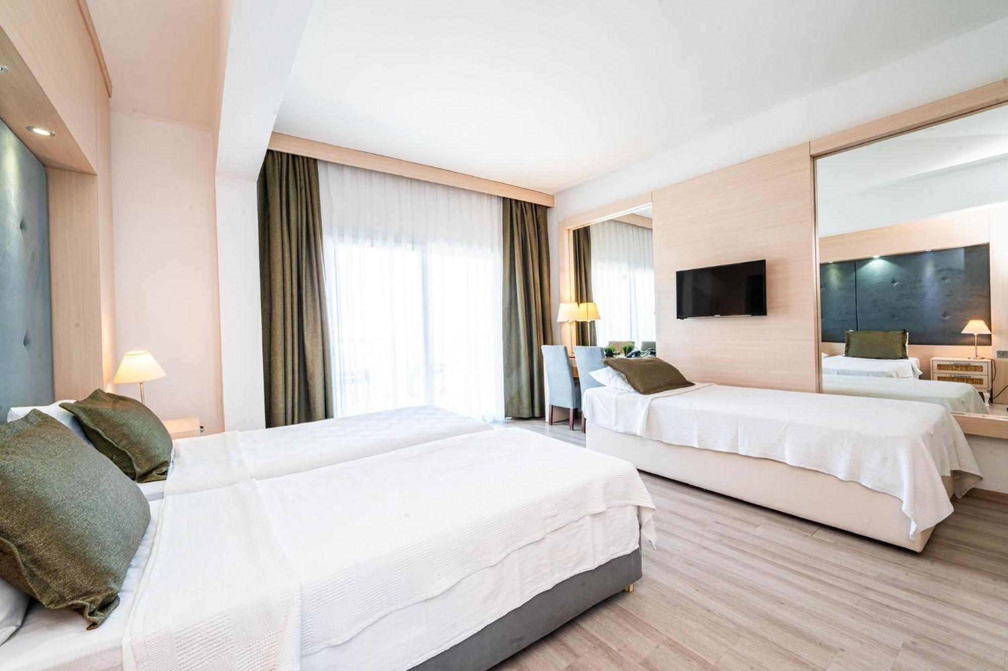 Manolya Hotel ลาปิโทส ภายนอก รูปภาพ