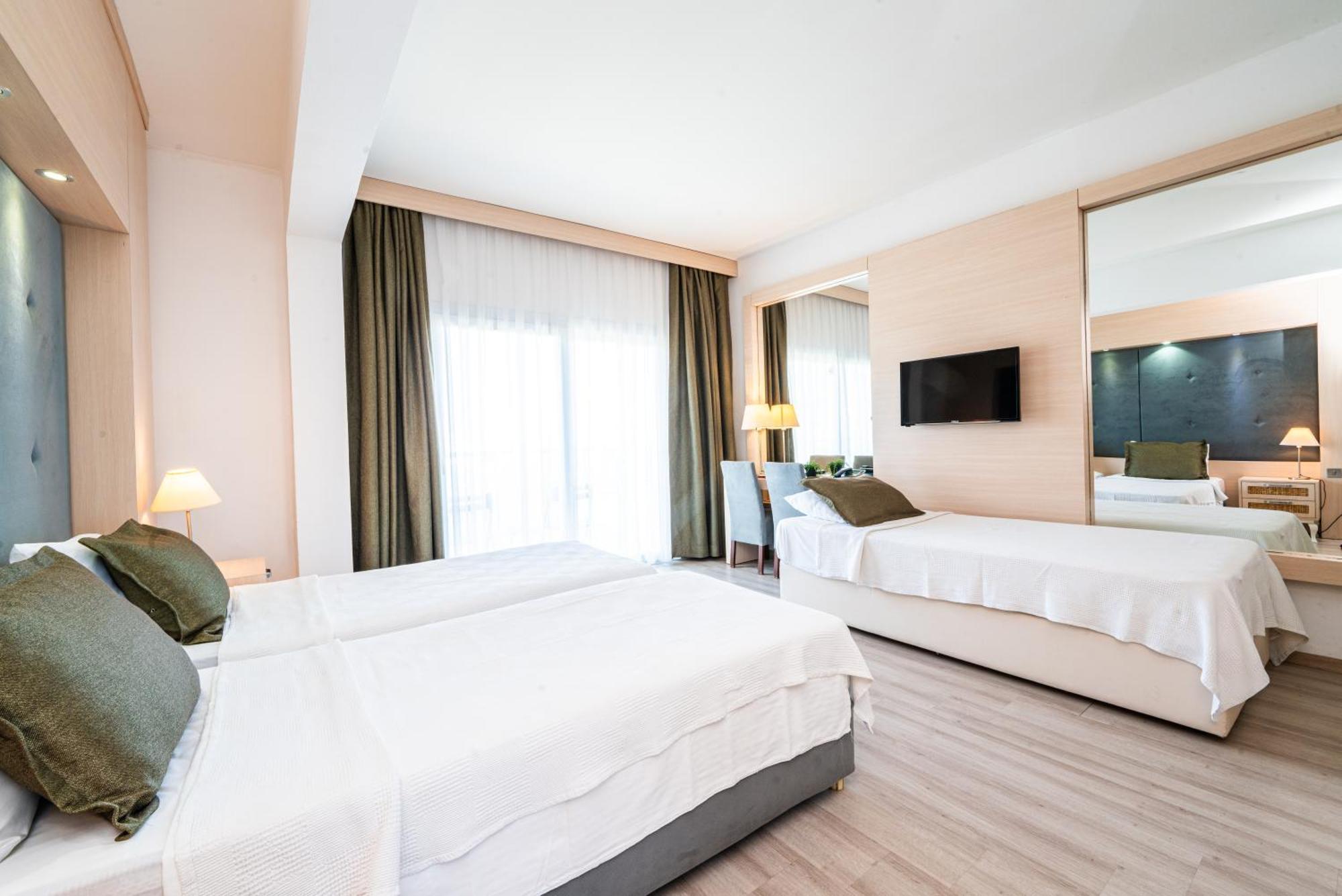 Manolya Hotel ลาปิโทส ภายนอก รูปภาพ