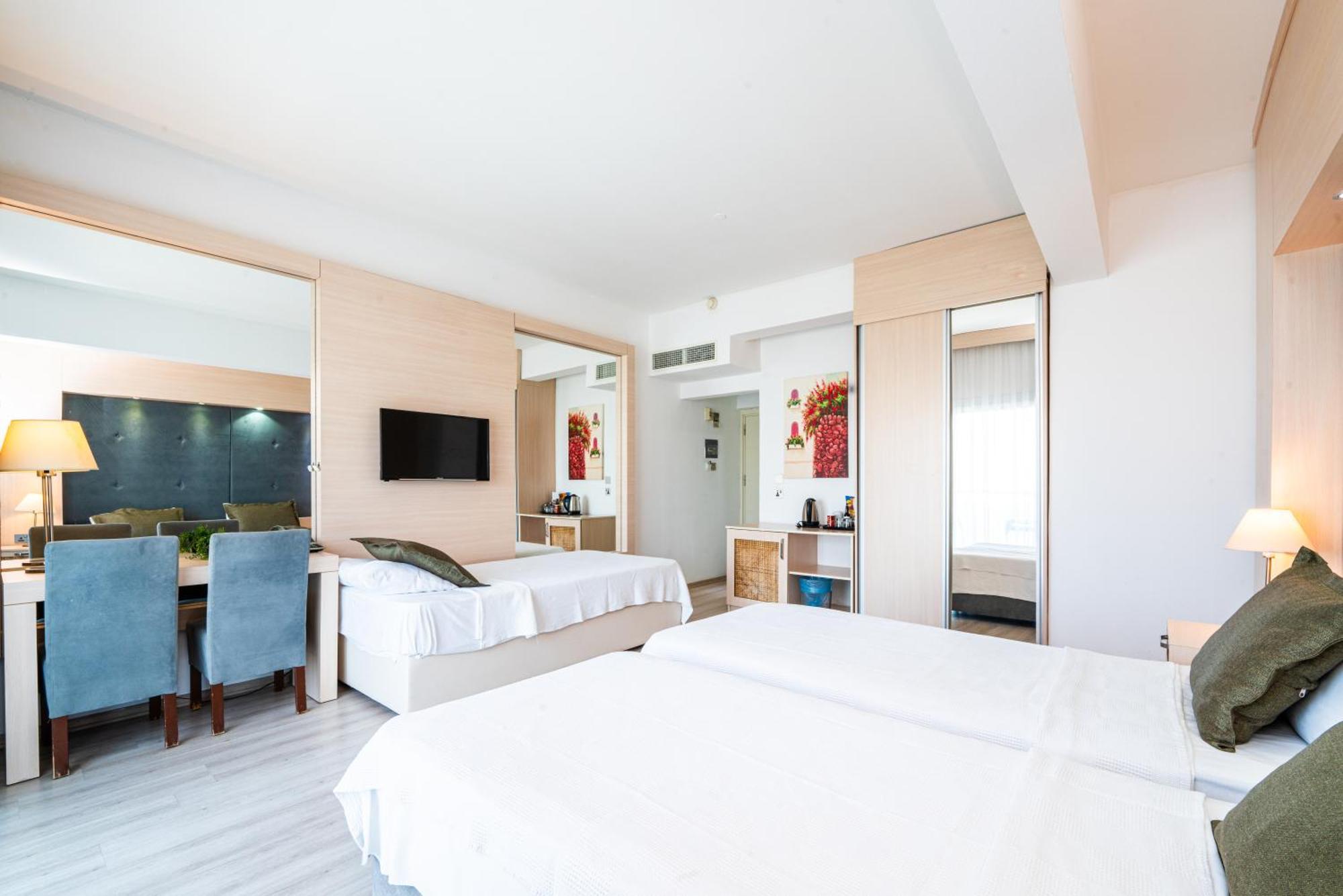 Manolya Hotel ลาปิโทส ภายนอก รูปภาพ